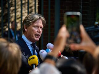 VNO-NCW-voorman Van Oostrom: kabinet moet box 3 zelf oplossen