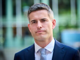 Minister Berendsen: landen die niet voldoen aan NAVO-norm tijdens top aanspreken