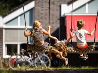 Waarom zes weken zomervakantie wél of niet te lang is