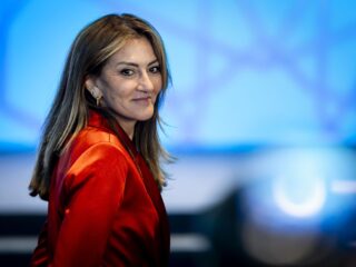 Minister Yesilgöz (Defensie): liefst na de zomer resultaten van samenwerking met Amerikaanse bedrijven