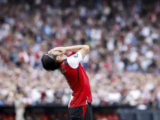 Feyenoord geeft voorsprong uit handen en speelt gelijk tegen Go Ahead Eagles (2-2): 'Het klapte volledig in elkaar'