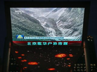 Weinig informatie uit Tibet na overstroming: 'elk persoon die dat doet, riskeert zijn leven'