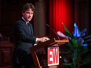 Bontenbal na begrotingsdeal: 'Als drie politieke partijen in het midden niet van mening durven verschillen, dan gaat het politieke midden dood'