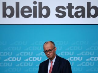 Podcast De Dag: Friedrich Merz, kanselier in crisis