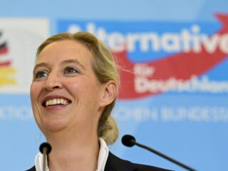 Waarom hebben (extreem)rechtse partijen vaker vrouwelijke leiders dan linkse partijen?
