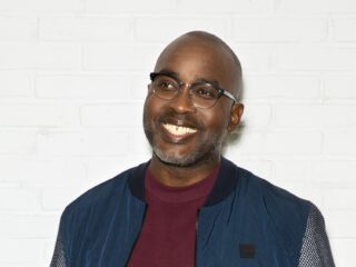 Andrew Makkinga nieuwe presentator Kunststof