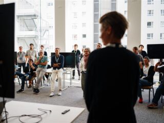 Stand.nl: 'Alle leidinggevenden moeten een cursus grensoverschrijdend gedrag volgen'