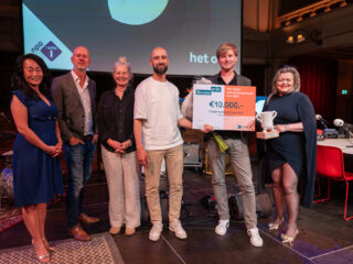 Olivier van Beemen wint Brusseprijs voor beste journalistieke boek