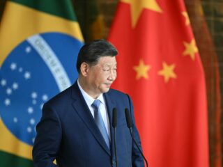 Uitdaging voor wapenindustrie: 'China heeft macht over zeldzame grondstoffen'