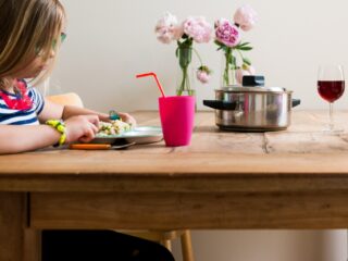 'Dat iedereen een kind mag krijgen is toch best gek?'