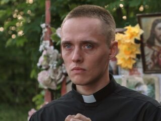 Een crimineel die zich voordoet als priester: 'Dit gebeurt in Polen vaker'