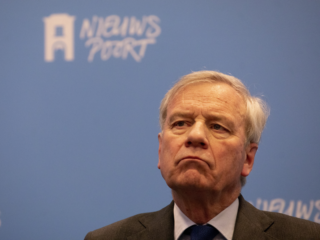 De Hoop Scheffer: EU maakt 'belachelijke indruk' in Israëlisch-Palestijns conflict