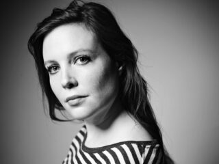 Ellen Deckwitz presenteert de vrijdagavond van Nooit Meer Slapen