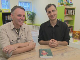 Edward van de Vendel en Anoush Elman krijgen Gouden Griffel voor kinderboek 'Misjka'