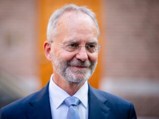 Oud-minister Kamp (VVD): 'Er is weinig extraparlementairs aan dit kabinet'