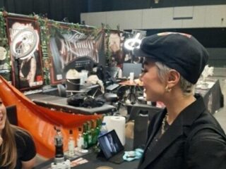 Het laatste vliegtuig: een documentaire over hoe Afghaanse Soraya ontsnapte aan de Taliban