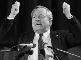 Jean-Marie Le Pen (96) overleden: 'Altijd op zoek naar aandacht'