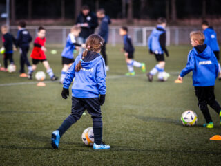 Trackingapps in de sport: nuttig of extra druk voor kinderen? 'Het kind dreigt achter de cijfers te verdwijnen'
