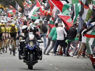 Protesten bij Vuelta tonen spanning tussen sport en politiek