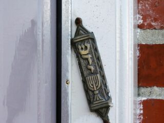 Joodse Nederlanders verbergen herkenbare tekens aan hun huis