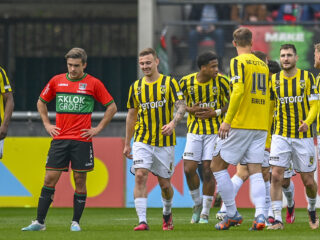 Vitesse boekt grootste uitoverwinning op NEC sinds 1989: 'Een eclatante zege'