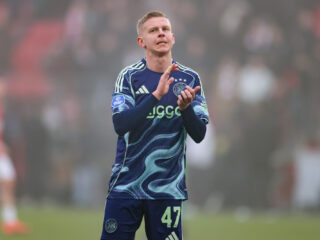 Andries Jonker: 'Ajax had moeten kunnen winnen als AZ zonder vaste middenveld speelt'