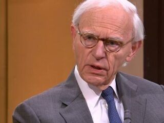 Oud-minister van Financiën Onno Ruding kritisch op 'kortzichtige politici' die mensen beloven dat zij erop vooruitgaan