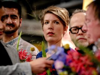 Paulien Cornelisse verkozen tot invloedrijkste taalgebruiker van de eeuw