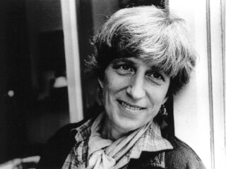 De noodzaak van schrijven voor Els Pelgrom (1934): "Ze moest haar binnenwereld met de buitenwereld delen"