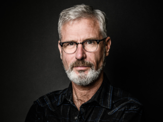 Speciale uitzending Omroep ZWART: in gesprek met schrijvers die iedereen moet kennen