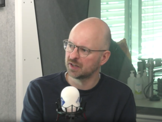 Tim de Wit blikt in nieuw tv-programma terug op Brexit: 'De beloftes zijn niet waargemaakt'