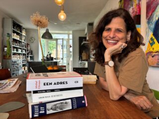 De koffer van Sheila Sitalsing (journalist Volkskrant)