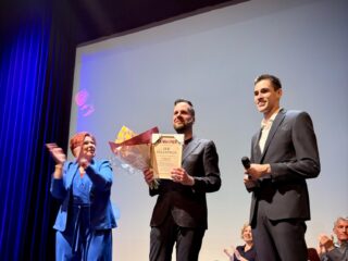 EO-presentator David Boogerd wint Spaanprijs 2025