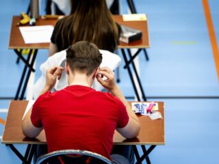 Taalvaardigheid Nederlandse jongeren blijft zakken, wat moet er beter?
