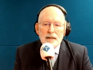 Frans Timmermans (GroenLinks-PvdA): 'Drie procent van bbp naar Defensie is voor ons geen taboe'