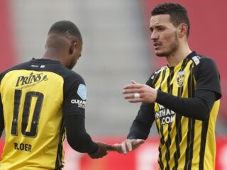 Kan Vitesse nog voortbestaan in het profvoetbal? 'Doet me pijn dat we in deze situatie zitten'