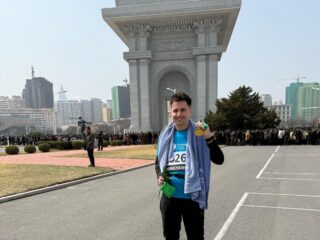 Podcast De Dag: 'Ik liep de halve marathon in Noord-Korea'