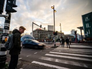 Zebrapaden weghalen vanwege 'schijnveiligheid'? 'Geeft vrij baan voor verkeerd gedrag'