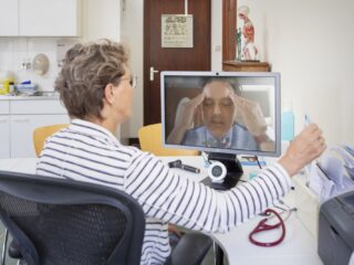 Wordt huisarts vervangen door AI-tool? 'Moeten zoeken naar oplossing voor zorgvraag'