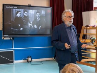 Oorlog in de klas: ‘welke keuze maak jij?’