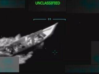 'Je schiet niet op weerloze mensen', zegt Ben Bekkering over de dubbele aanval op een boot uit Venezuela