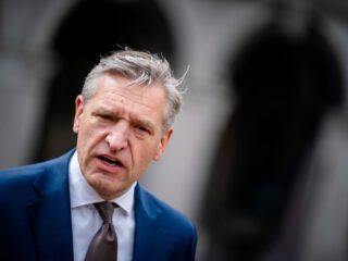 Voormalig CDA-leider Buma doet oproep aan premier Schoof: 'Hou niet de schijn op en wees eerlijk'