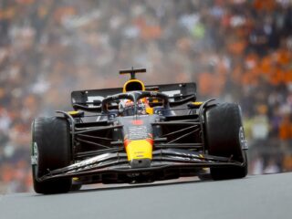 In een woon-zorginstelling naar de GP van Zandvoort kijken: 'De invalidenplekken zijn zo duur, dit is een mooi alternatief'