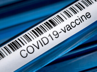 Podcast Kennis & Co: 'Nobelprijs voor technologie van coronavaccins is pas het begin'