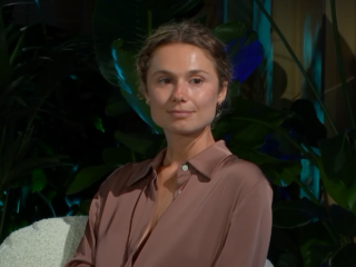 'Ik zou uw dochter kunnen zijn': Doortje Smithuijsen schrijft Boekenweekessay