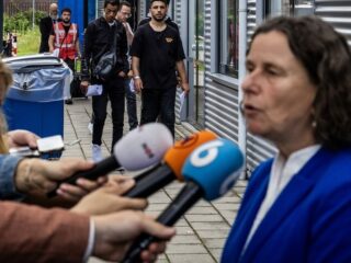 Kabinet Schoof's voorstel: Vreemdelingenwet buiten werking stellen