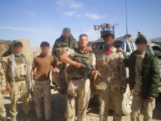 Podcast De Dag: oud-commandant: 'Help Afghaanse bewakers'