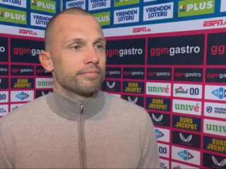 Luisteraar helpt Hugo Borst aan stelling: 'Zolang er onrust is in het bestuur, hobbelt Ajax achter concurrenten aan'