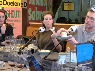 Wijn en kaas met kerst op tafel? Hier moet je op letten