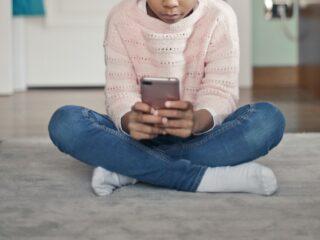 Techbedrijven laten eigen kinderen geen social media gebruiken: 'Zij weten iets wat wij niet weten'